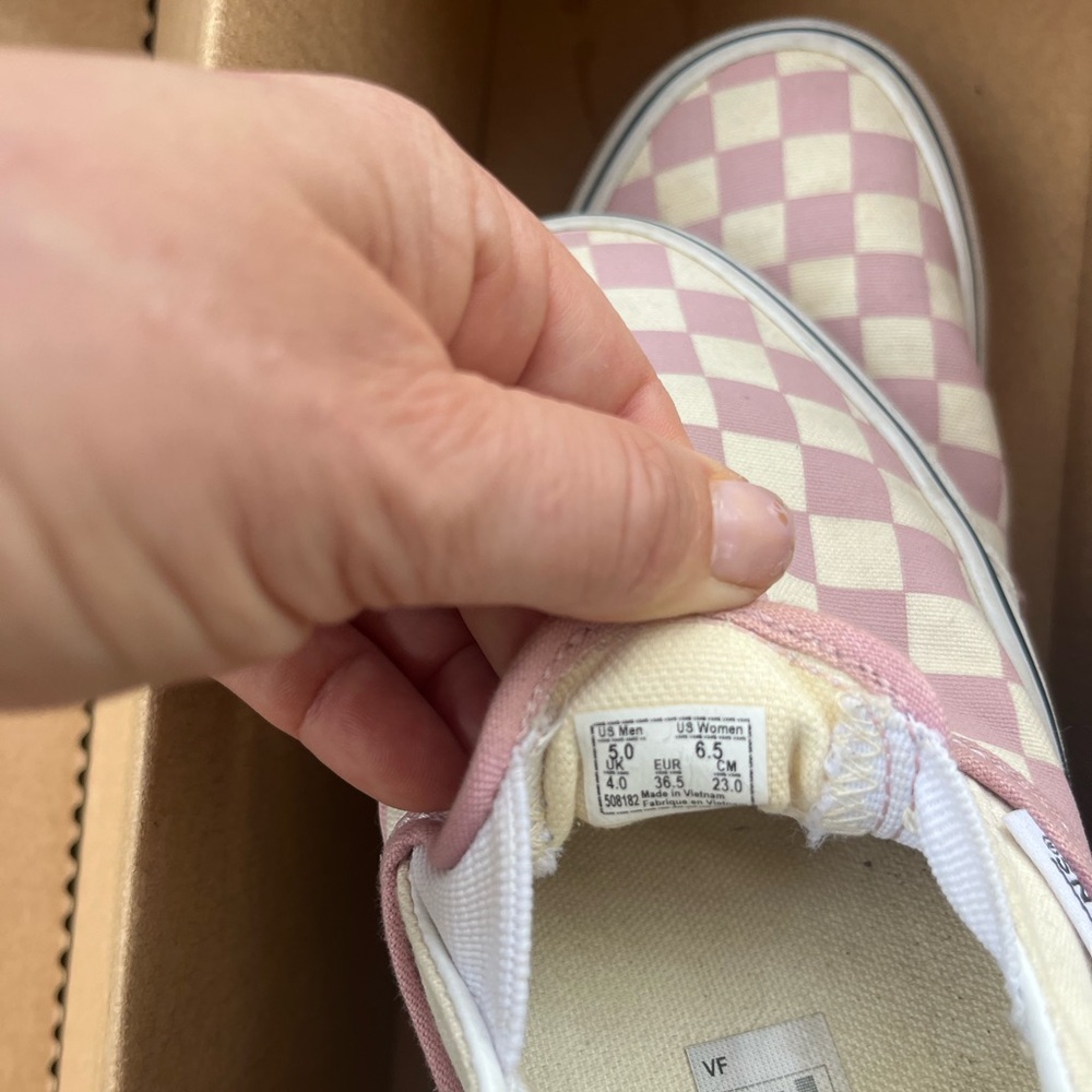 Vans Checkered Slip-On Shoes - Pink and Cream - Picture 4 of 5